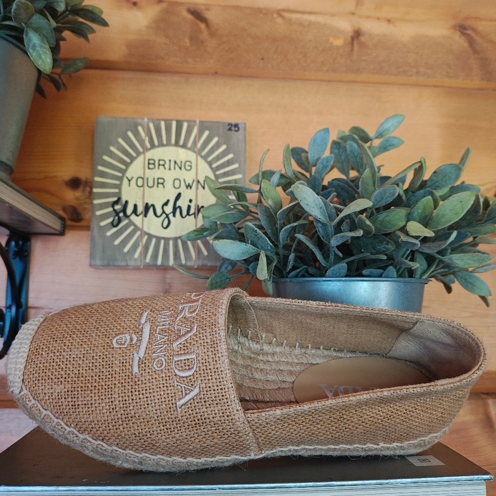 Prada Milano Embroidered Tan Jute Linen Burlap Shoe Espadrille Flats EUC Sz 36/6 - Picture 3 of 13